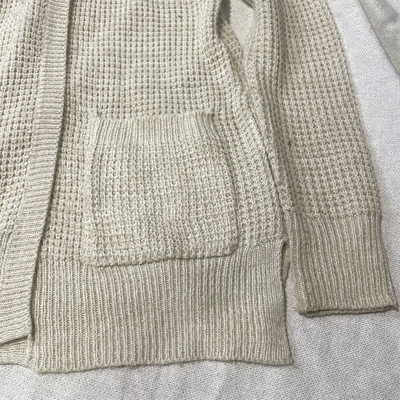Moondance Cardigan Size Small - Picture 2 of 5